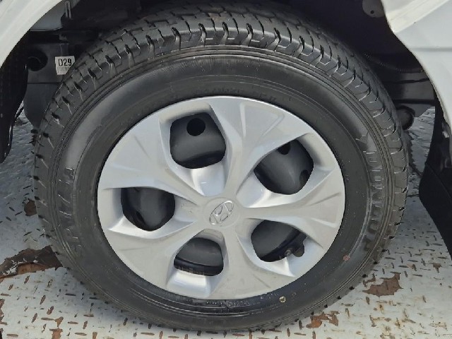 6091501237R19.jpg