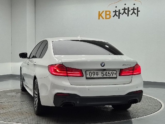 6081000353R2.jpg