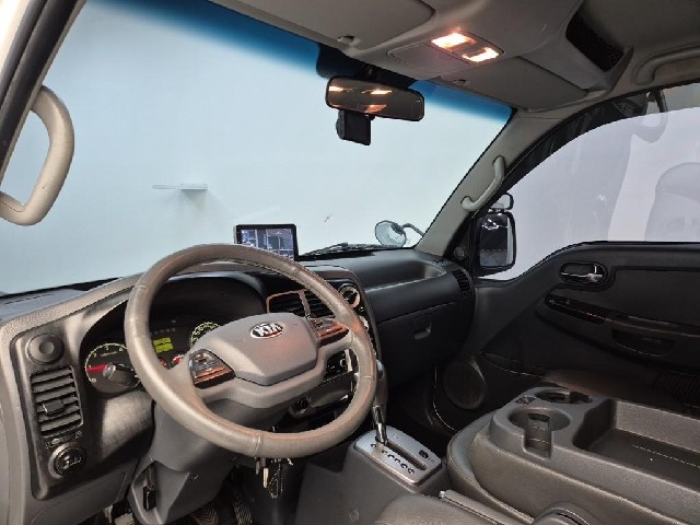 6091501145R6.jpg