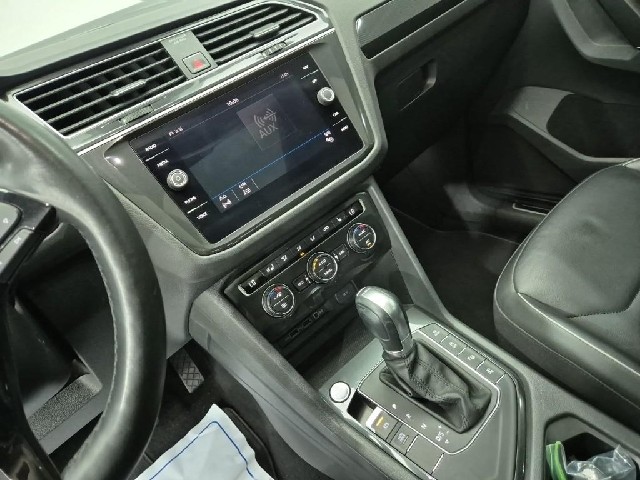6071000821R10.jpg