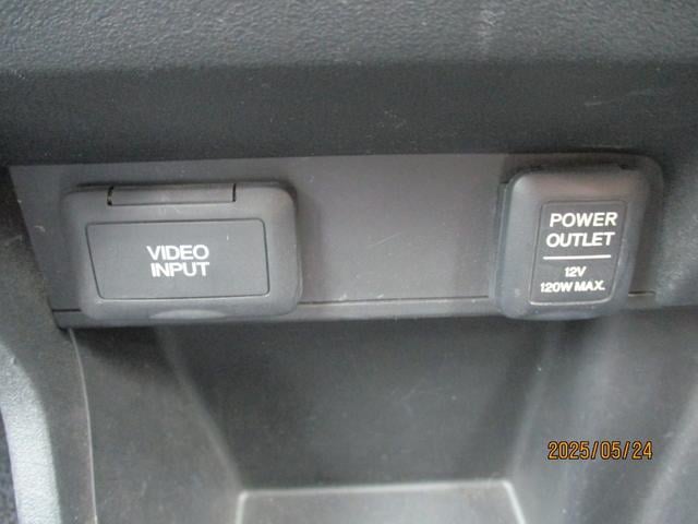 0802982A30250526W00214.jpg