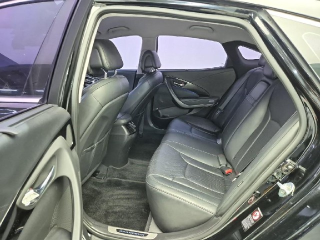 6091501530R12.jpg