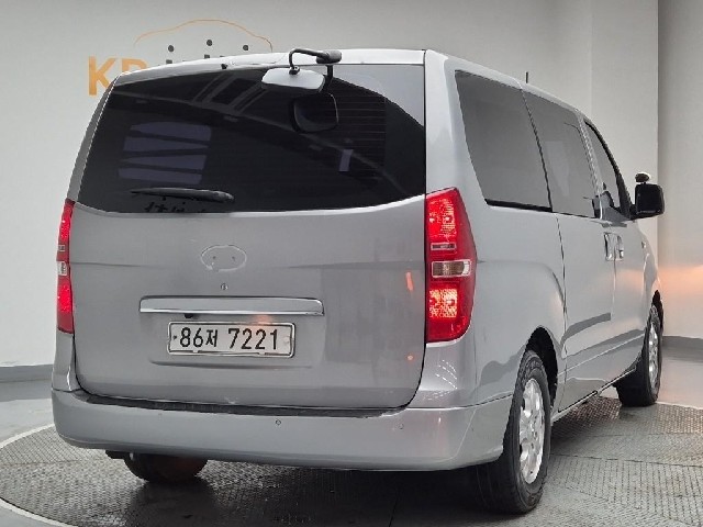 6011001124R3.jpg