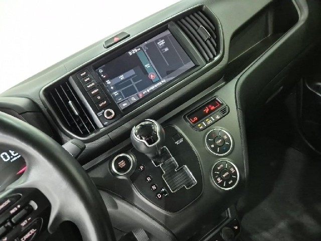 6091001823R10.jpg