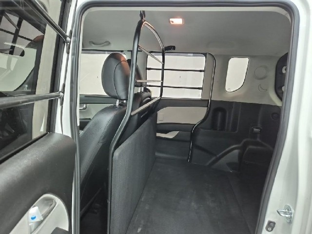 6091000663R12.jpg