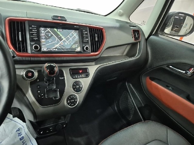 6091000128R10.jpg