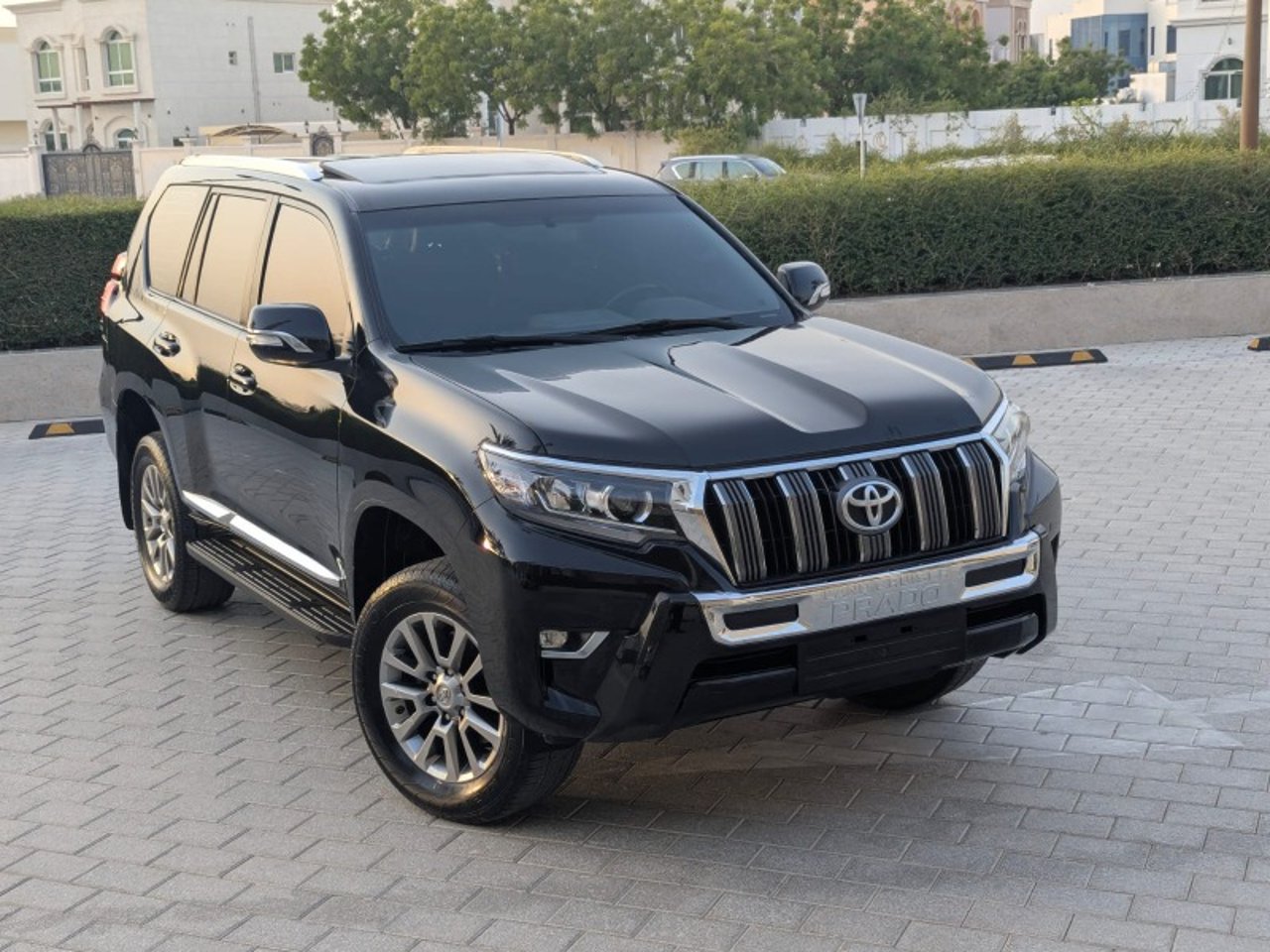 2019 Toyota Land Cruiser Prado, photo 1 of 1