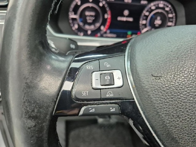 6081000258R16.jpg