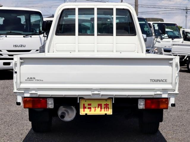d70e7640f6bdf63fbaaa5cc370586391.jpeg