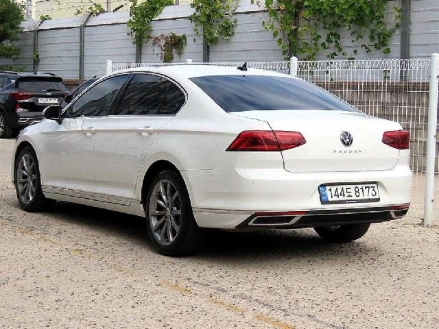 1d57403ddbbe0a9698a15238cba75fc4.jpeg