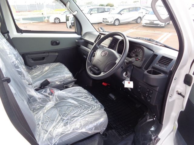 f32403ae03bd5dfb8b75680c67dee352.jpg