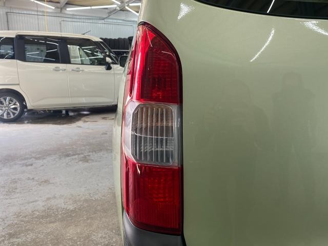 1201097A30260925W00319.jpg