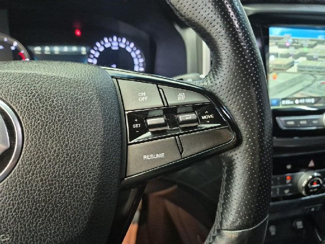 6081501852R15.jpg