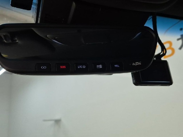 6071500604R18.jpg