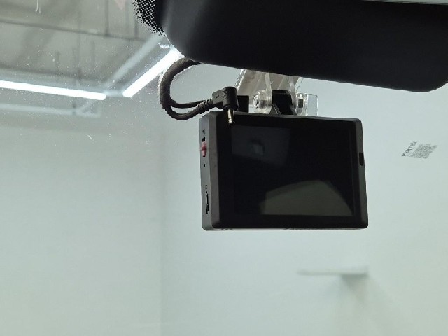 6081501146R16.jpg