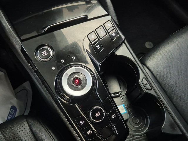 6081501715R8.jpg