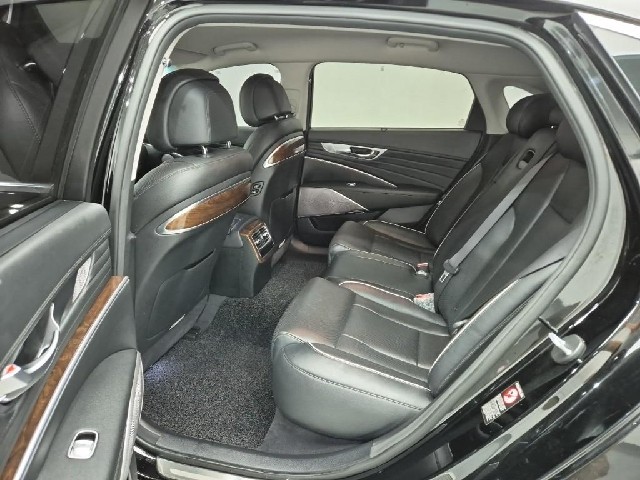 6061002832R12.jpg
