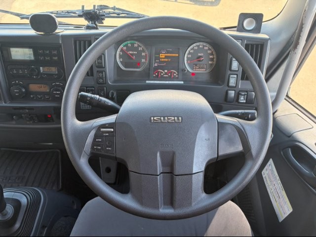 8c972358a869517cb91ce3d0ddb1d783.jpg