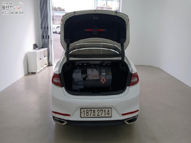 690e10f9f88044751ea705bb149e050b.jpeg
