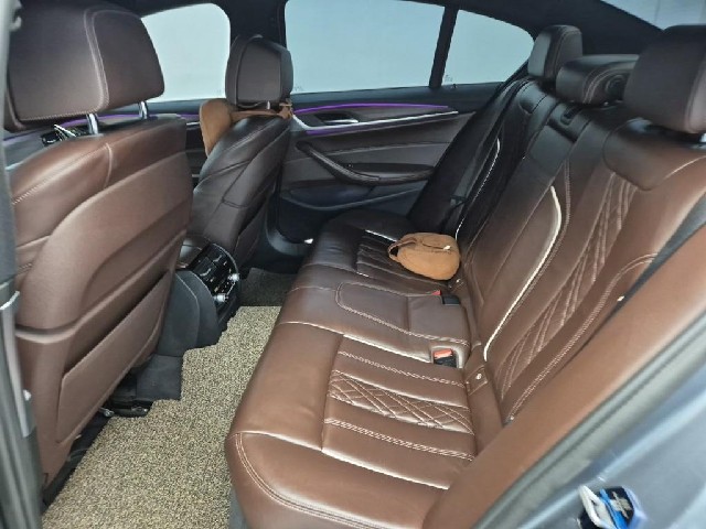 6071500442R12.jpg