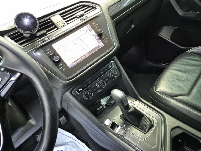 6061000425R10.jpg