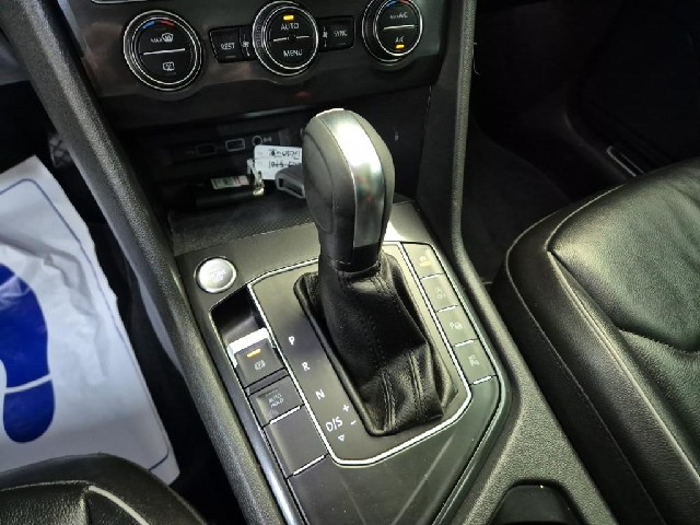 6061000425R8.jpg
