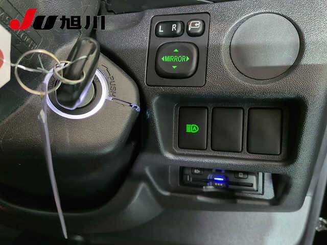 3222cb895b83f2087cb5fd387536fb50.jpg