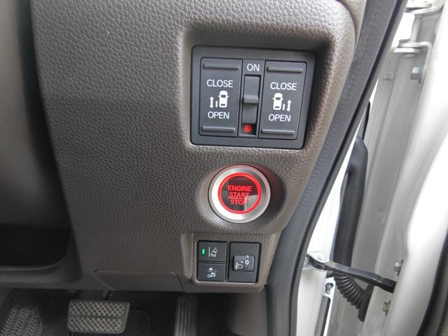 0704866A30260329W00216.jpg