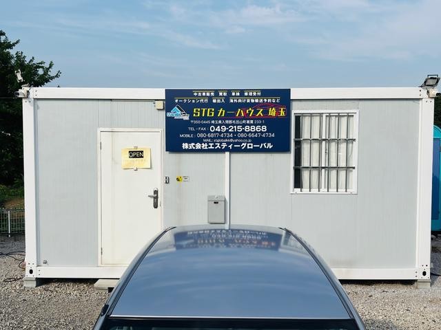 0541888A30260716W00218.jpg