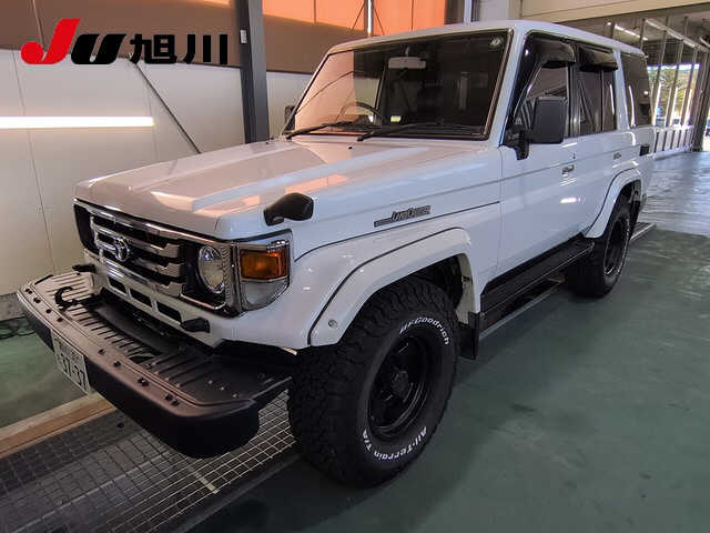 19890f4f4e4ec45e5b3480505e6a728a.jpg