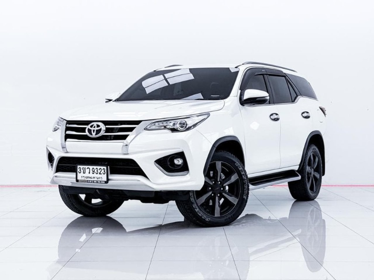 2019 Toyota Fortuner, photo 1 of 1