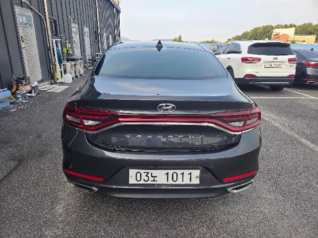 33bdc14dca0324cb6fdd73b2f270dfcb.jpeg