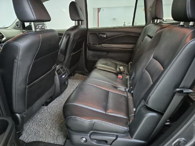 6051500204R12.jpg