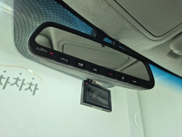 6081000625R16.jpg