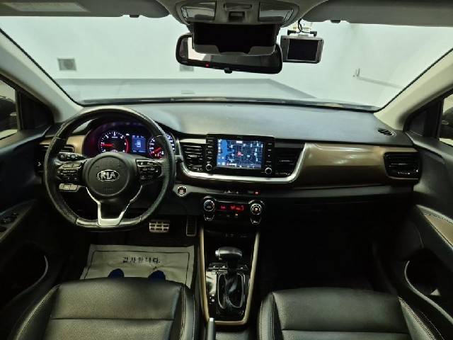 6071501794R7.jpg