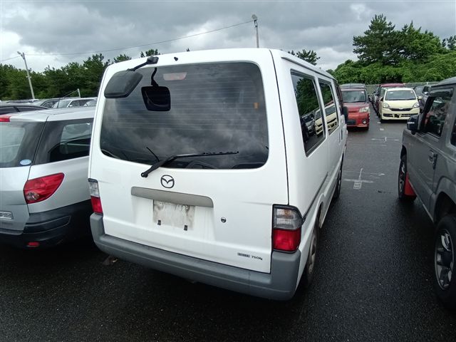 05.jpg
