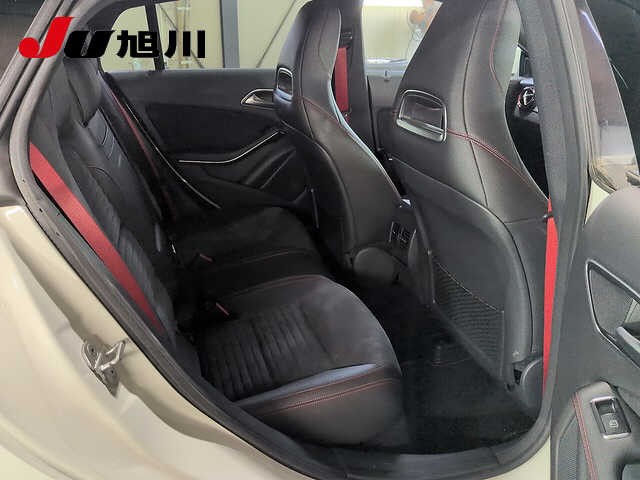 ed175dd29bc65a62ddd5c347f7d5f437.jpg