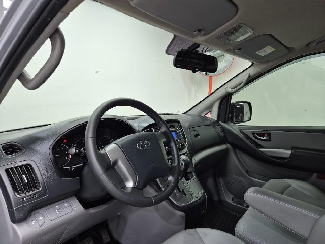 6081002149R7.jpg