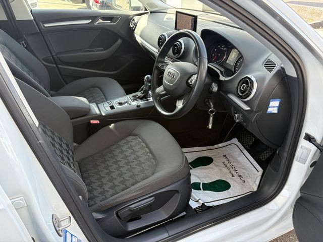 cff3f79f3661afe4a08e30b7285626d8.jpg