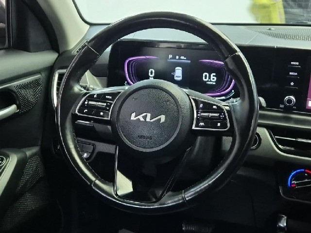 6081501866R9.jpg