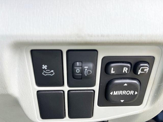 0551041A30250907W00101.jpg