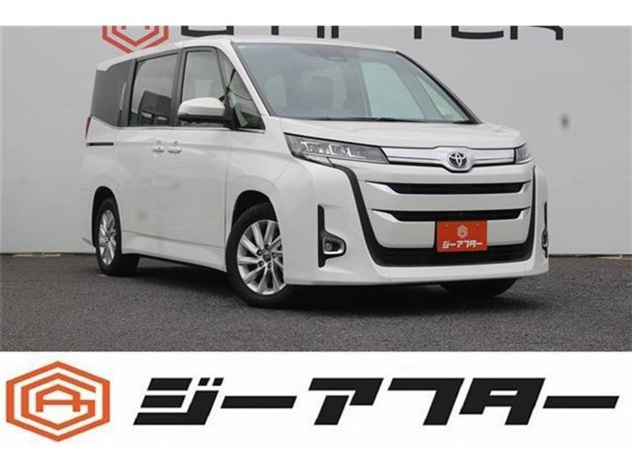 2024 Toyota Noah, photo 1 of 1