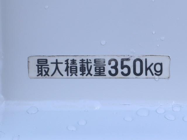 8e3c0cb3ae71ee9f9c073bd481f39a31.jpg