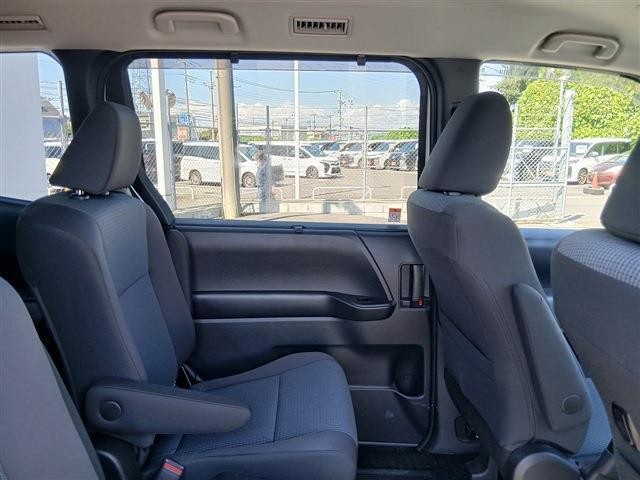 fef71edb18f0f4e54c7cf4bc27813e81.jpg