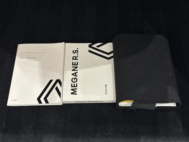 9570013A30260924W00116.jpg