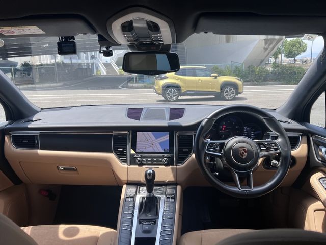 c2d76800f2a4d1cd1ed6741d53d291b2.jpg