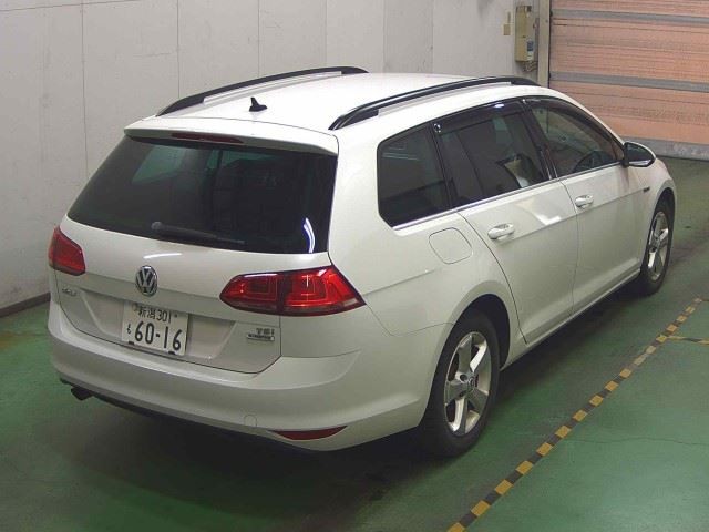 5ec09d5e0c2ffc2bc960fd7f1bd9852b.jpg