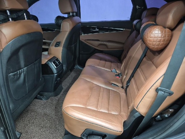 6091000067R12.jpg