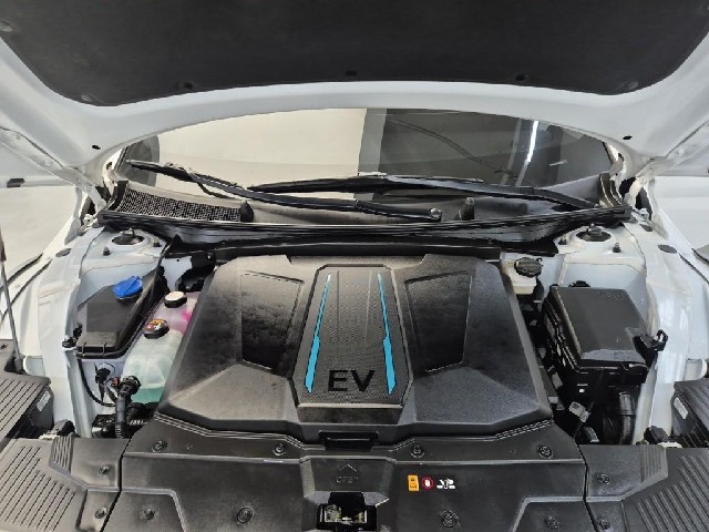 6081500856R5.jpg