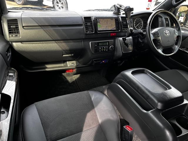 0500199A30261019W00209.jpg